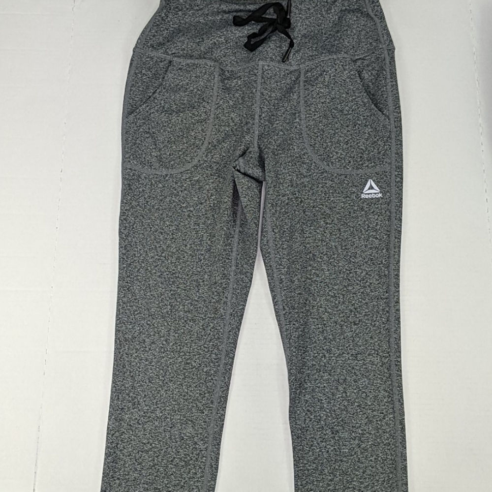 Reebok crop leggings with pockets